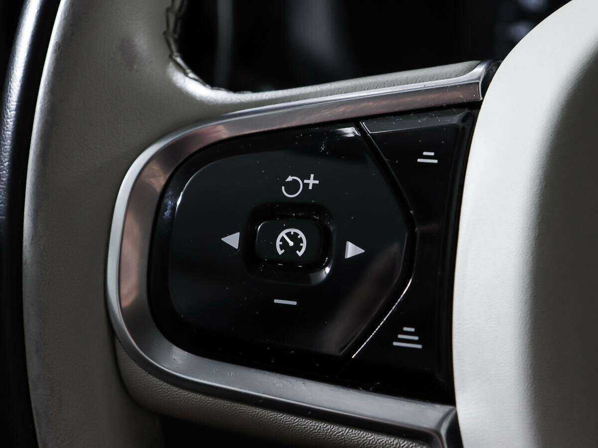Купить Volvo XC60, 2021, 42 138 км, фото №19