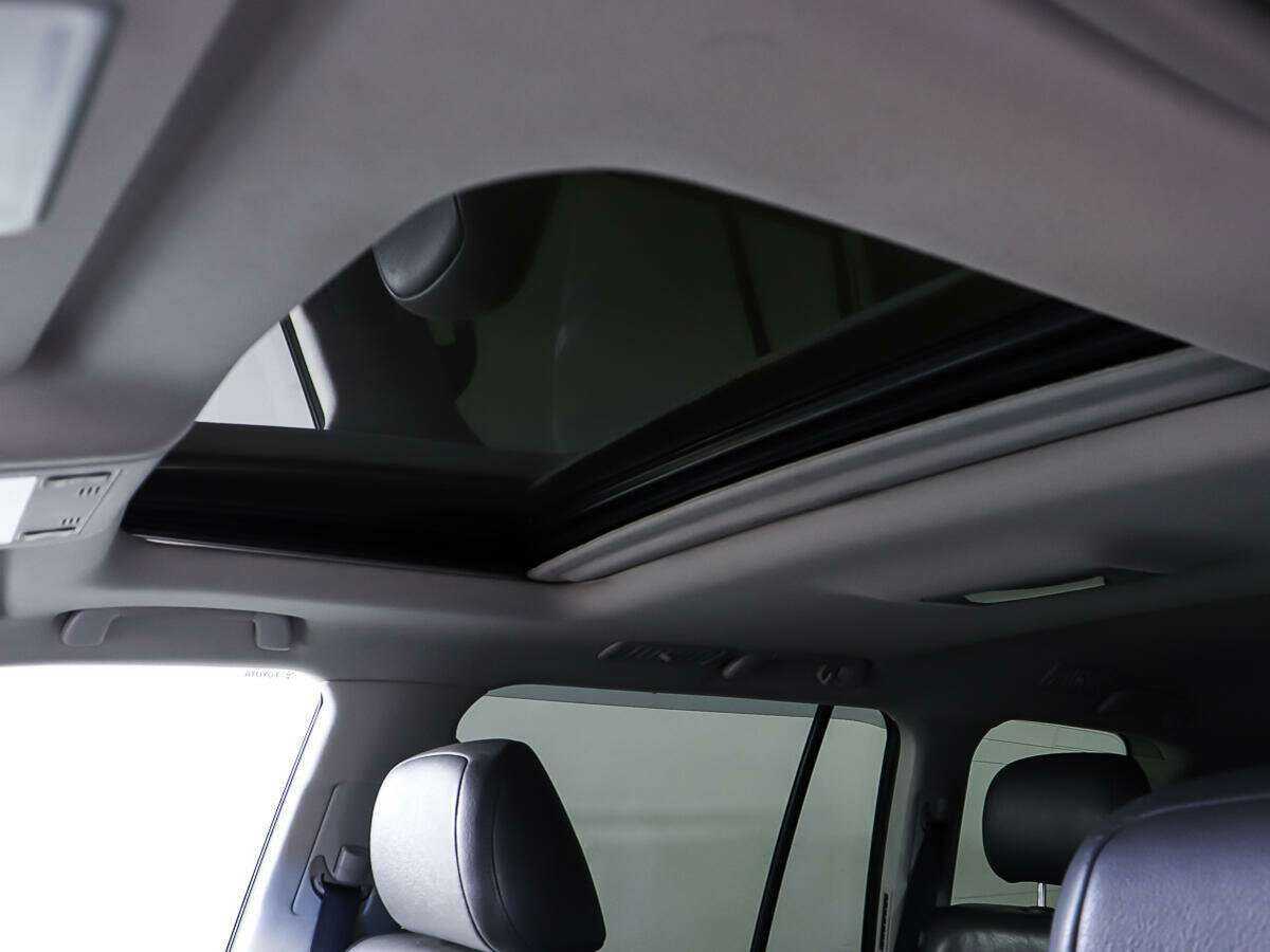 Купить Toyota Land Cruiser, 2010, 289 212 км, фото №21