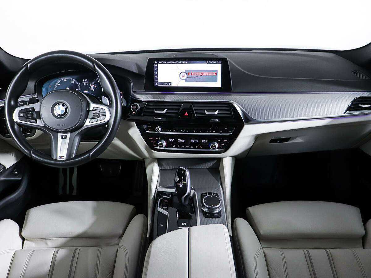 Купить BMW 5 серии 530i xDrive, 2019, 28 830 км, фото №12