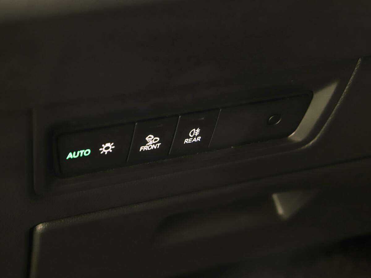 Купить Volkswagen Touareg, 2019, 173 051 км, фото №22