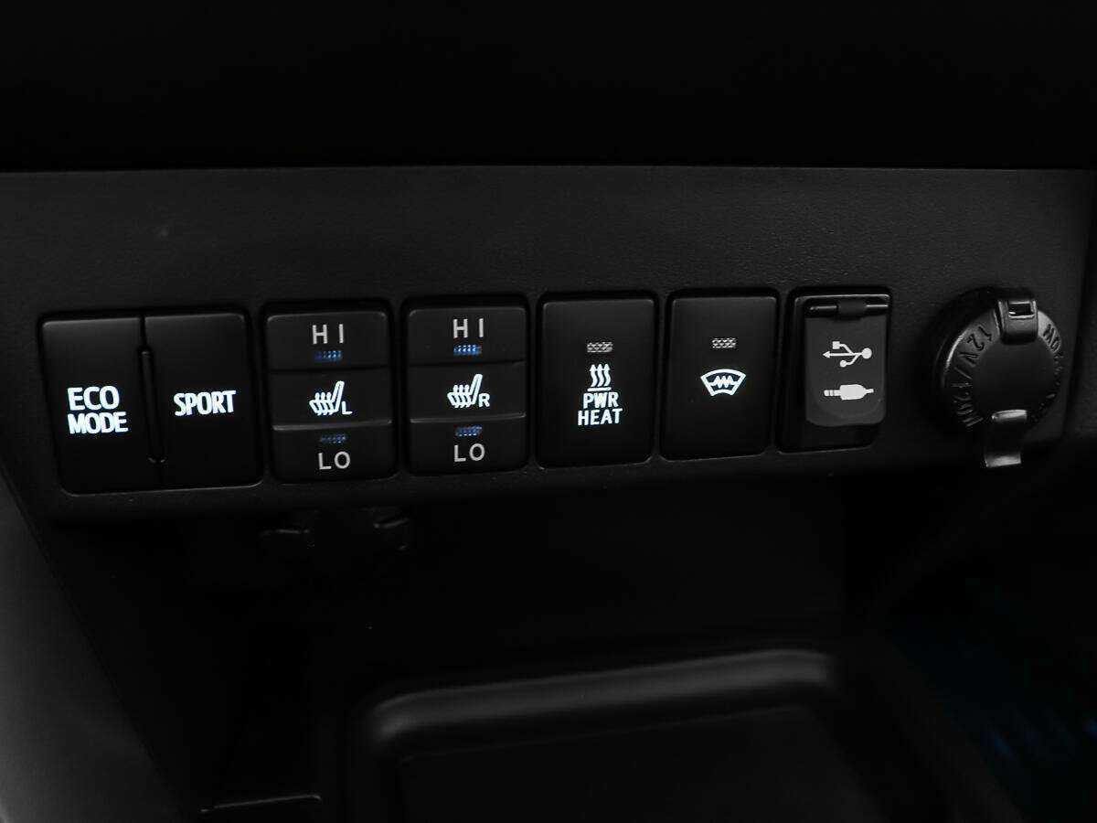 Купить Toyota RAV4, 2018, 67 094 км, фото №20