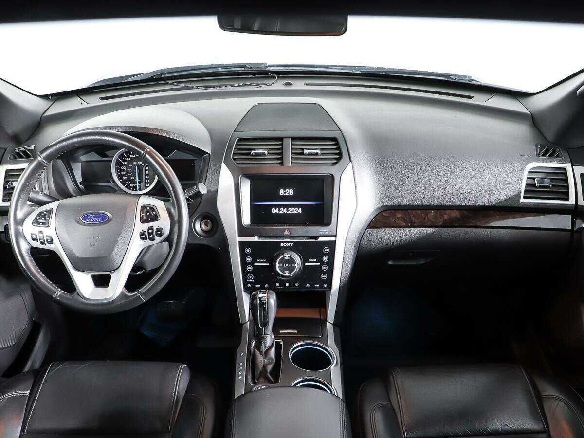 Купить Ford Explorer, 2011, 120 823 км, фото №12