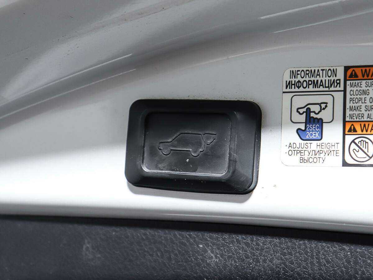 Купить Toyota RAV4, 2019, 119 238 км, фото №16