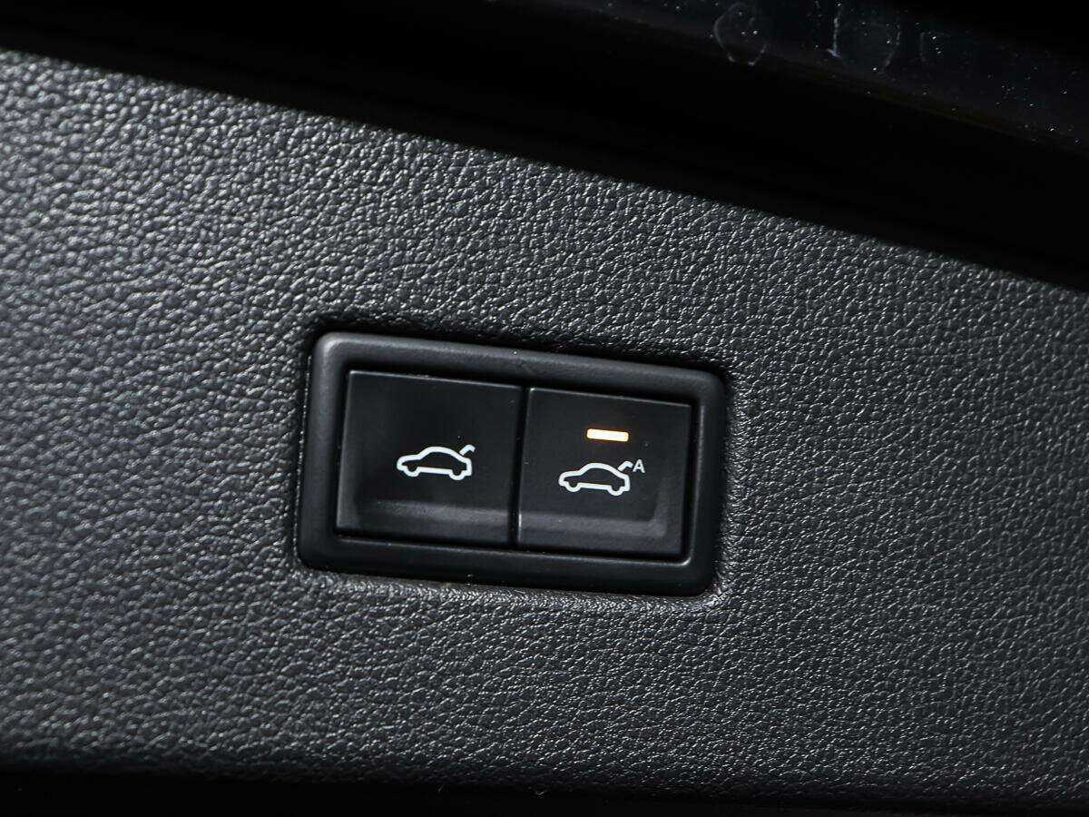 Купить Volkswagen Tiguan, 2018, 87 000 км, фото №19