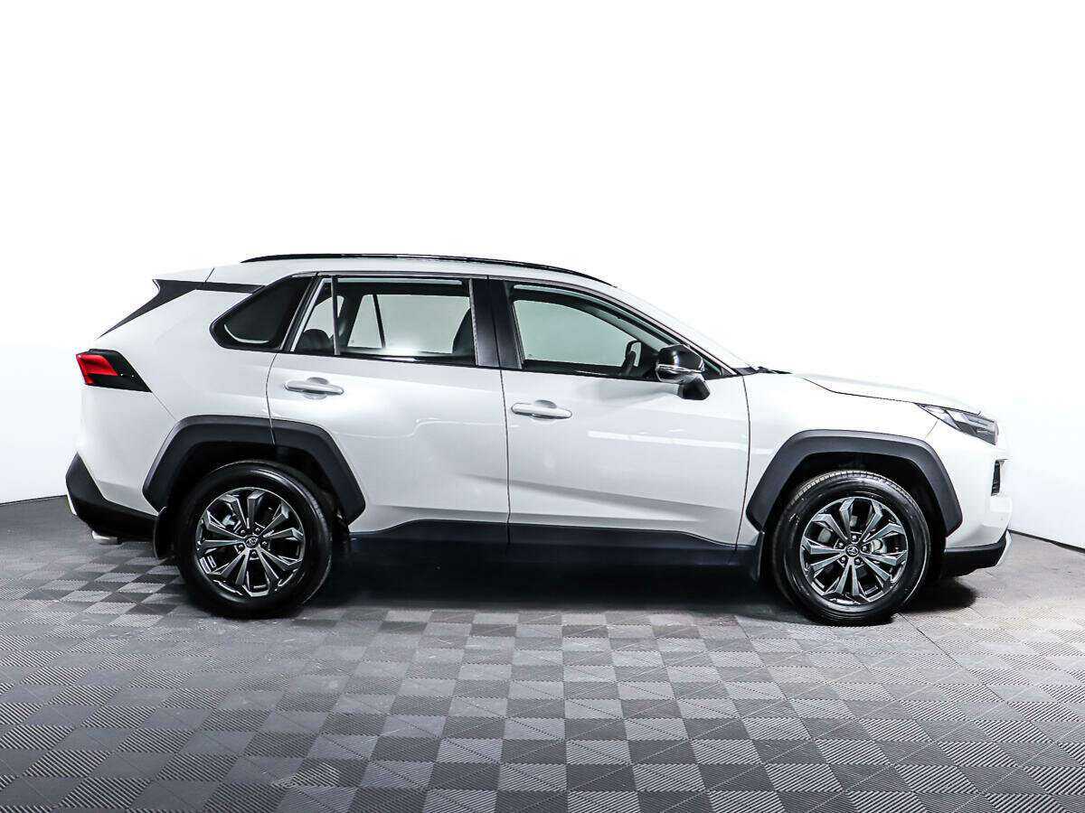 Купить Toyota RAV4, 2023, 918 км, фото №4
