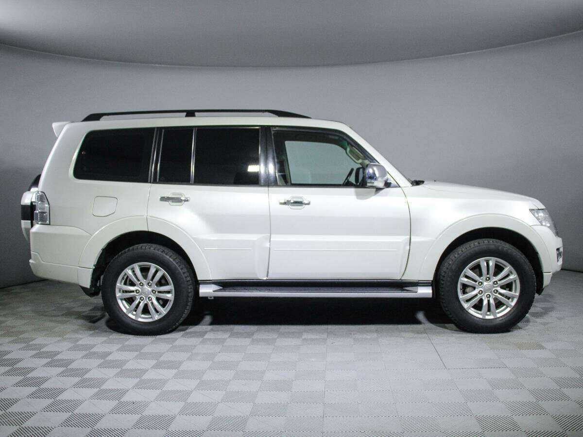 Купить Mitsubishi Pajero, 2017, 92 686 км, фото №4