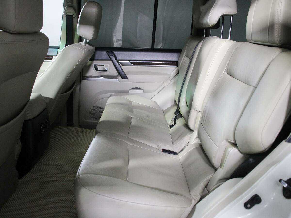 Купить Mitsubishi Pajero, 2017, 92 686 км, фото №10