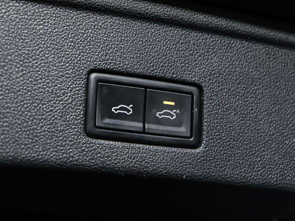 Купить Volkswagen Touareg, 2020, 229 000 км, фото №25