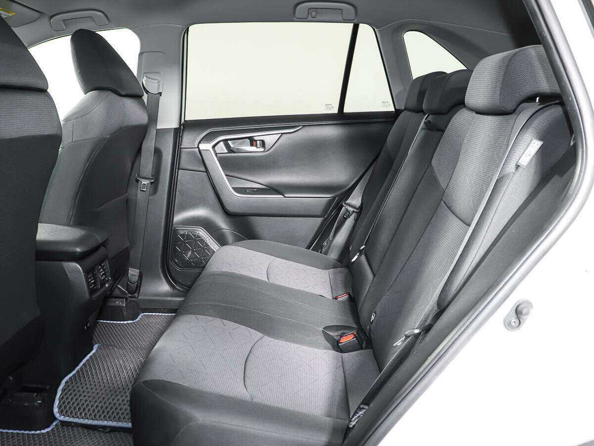 Купить Toyota RAV4, 2019, 27 479 км, фото №10