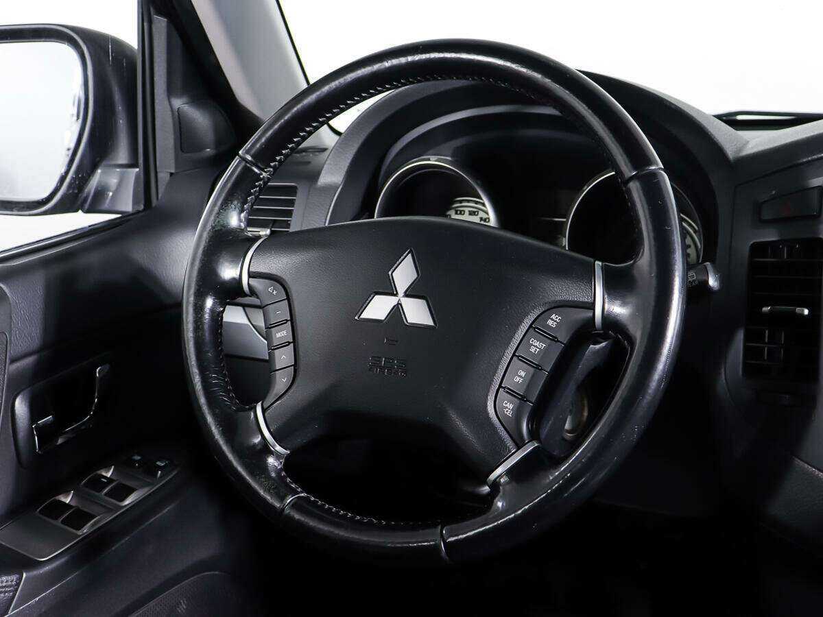 Купить Mitsubishi Pajero, 2010, 137 712 км, фото №17