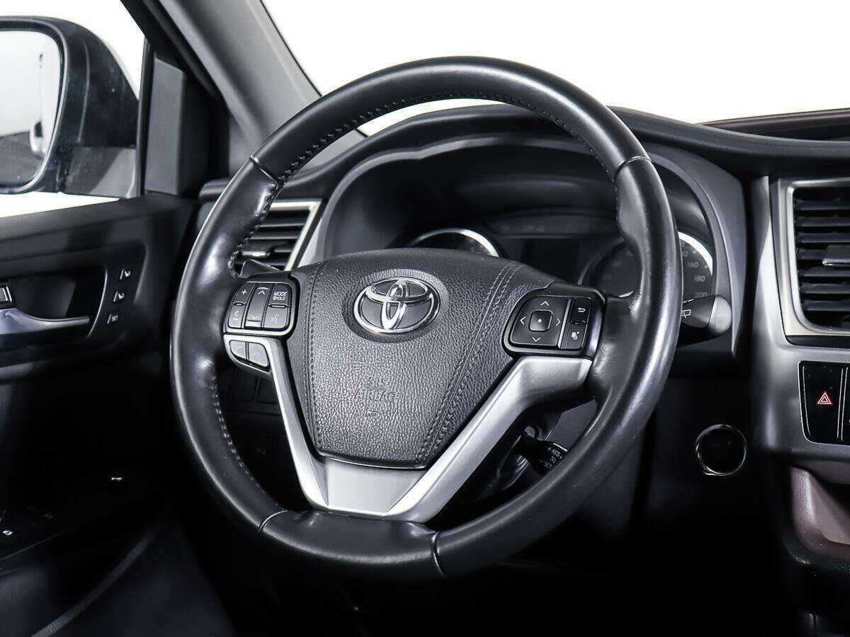 Купить Toyota Highlander, 2019, 68 670 км, фото №16