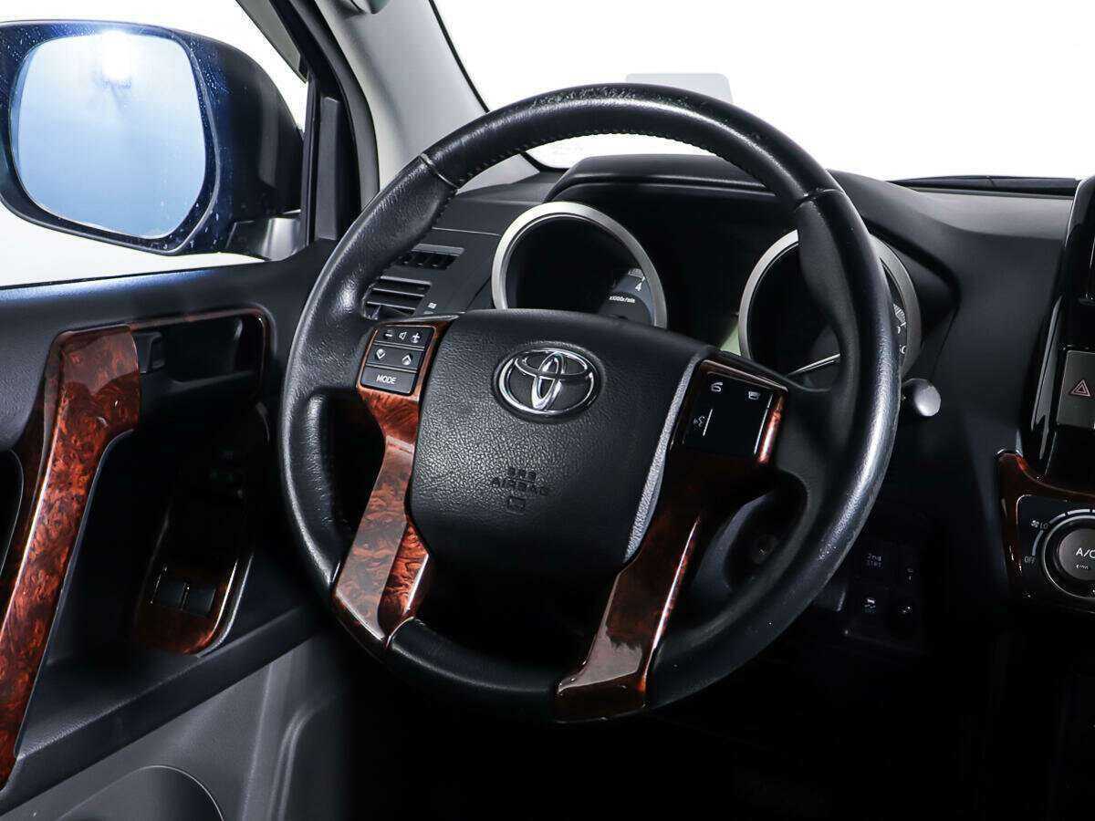 Купить Toyota Land Cruiser Prado, 2011, 122 905 км, фото №16