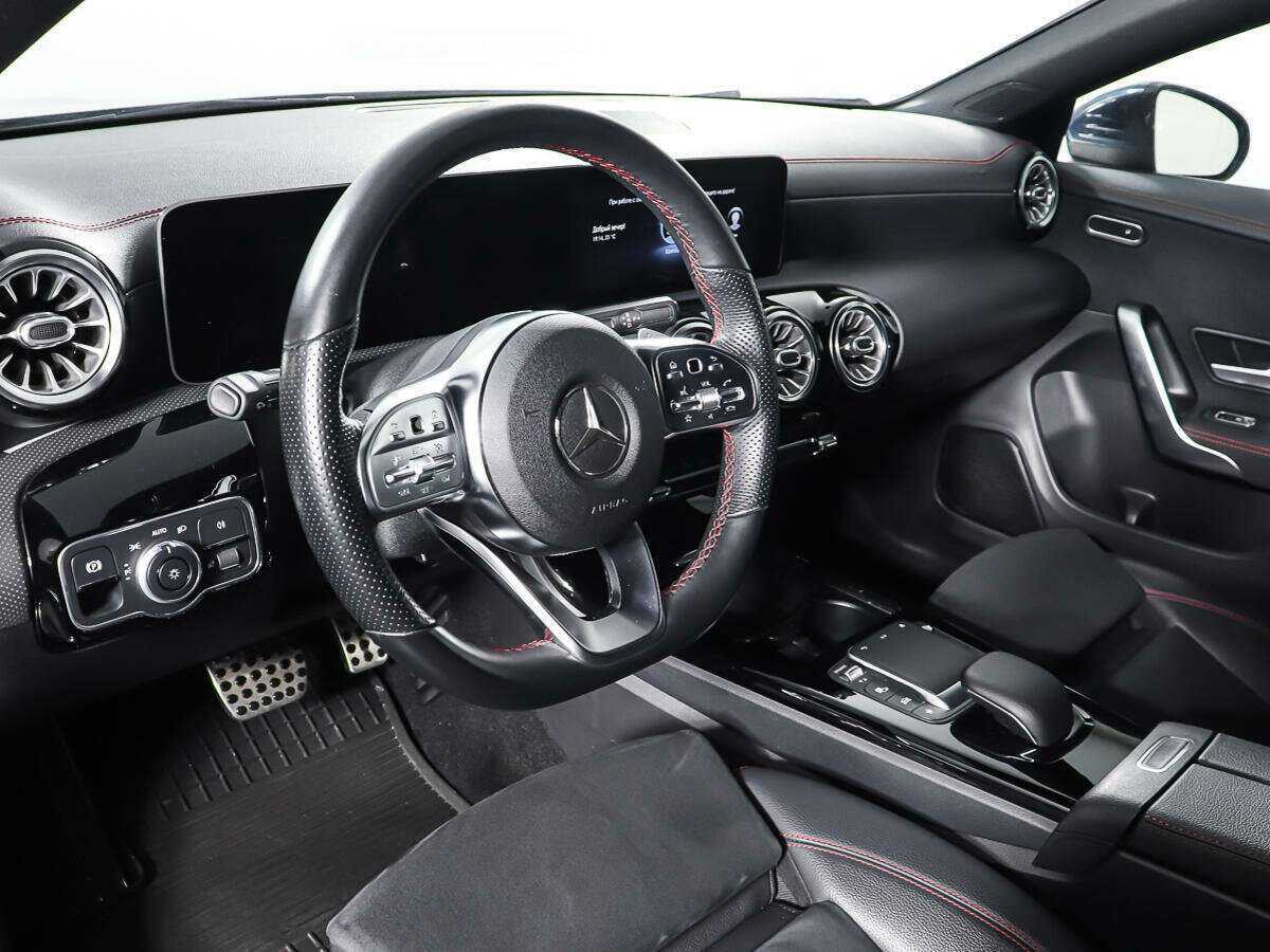 Купить Mercedes-Benz CLA 200, 2020, 38 646 км, фото №13