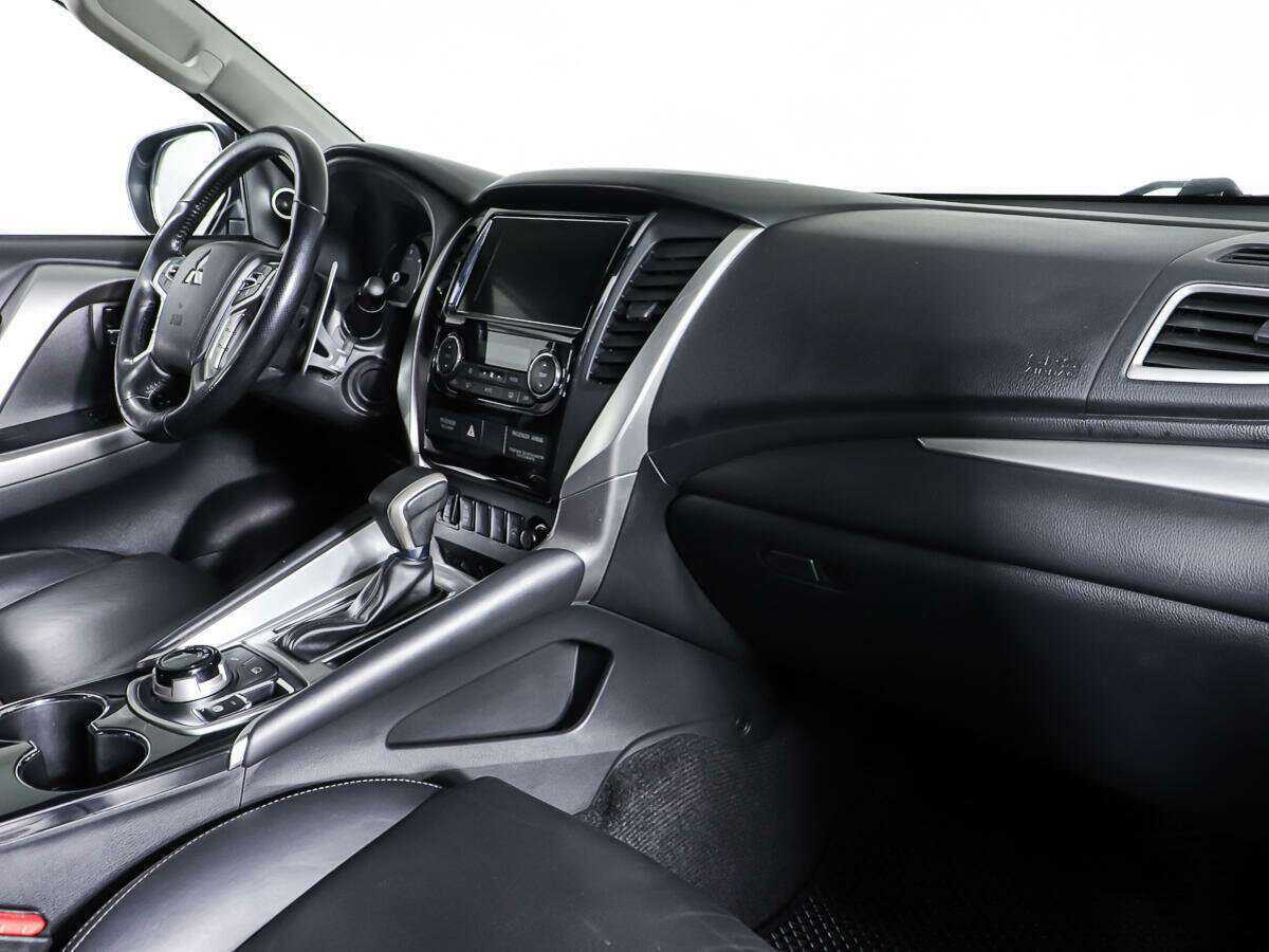 Купить Mitsubishi Pajero Sport, 2019, 65 600 км, фото №11