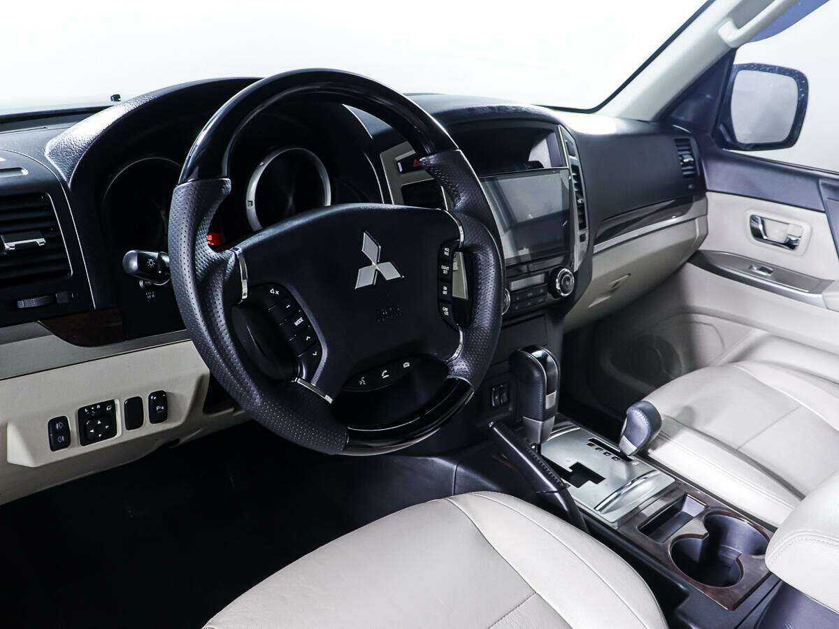 Купить Mitsubishi Pajero, 2017, 85 279 км, фото №12