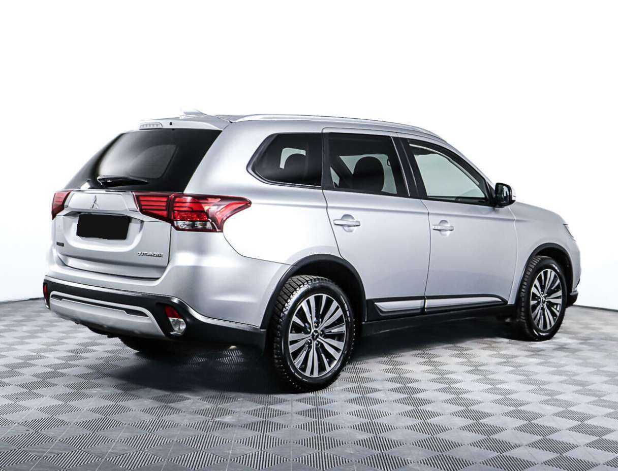 Купить Mitsubishi Outlander, 2019, 101 800 км, фото №5