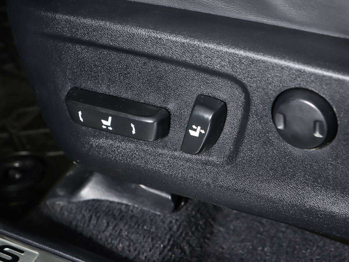 Купить Lexus RX 200t, 2016, 109 177 км, фото №17