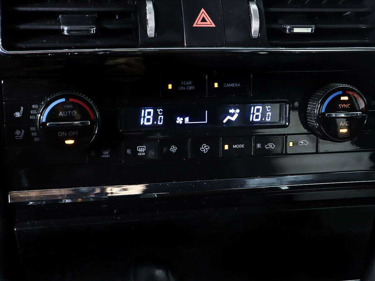 Купить Infiniti QX80, 2014, 181 928 км, фото №21