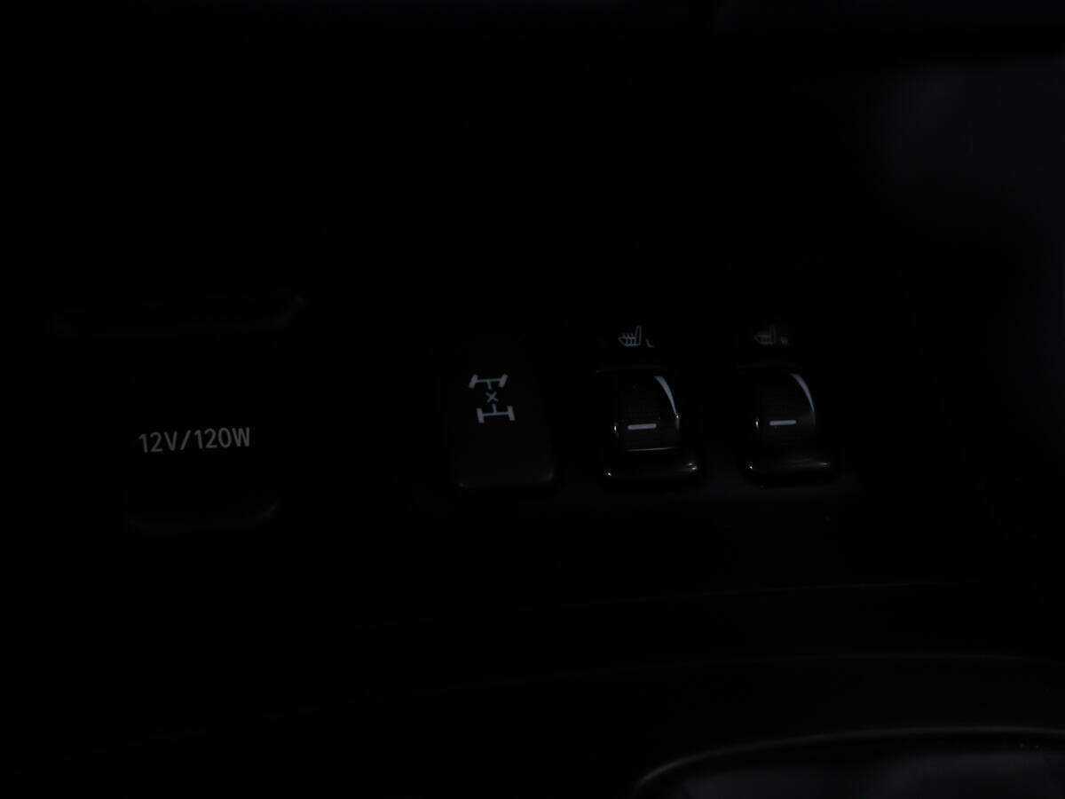 Купить Toyota Land Cruiser Prado 4-speed, 2006, 261 181 км, фото №13