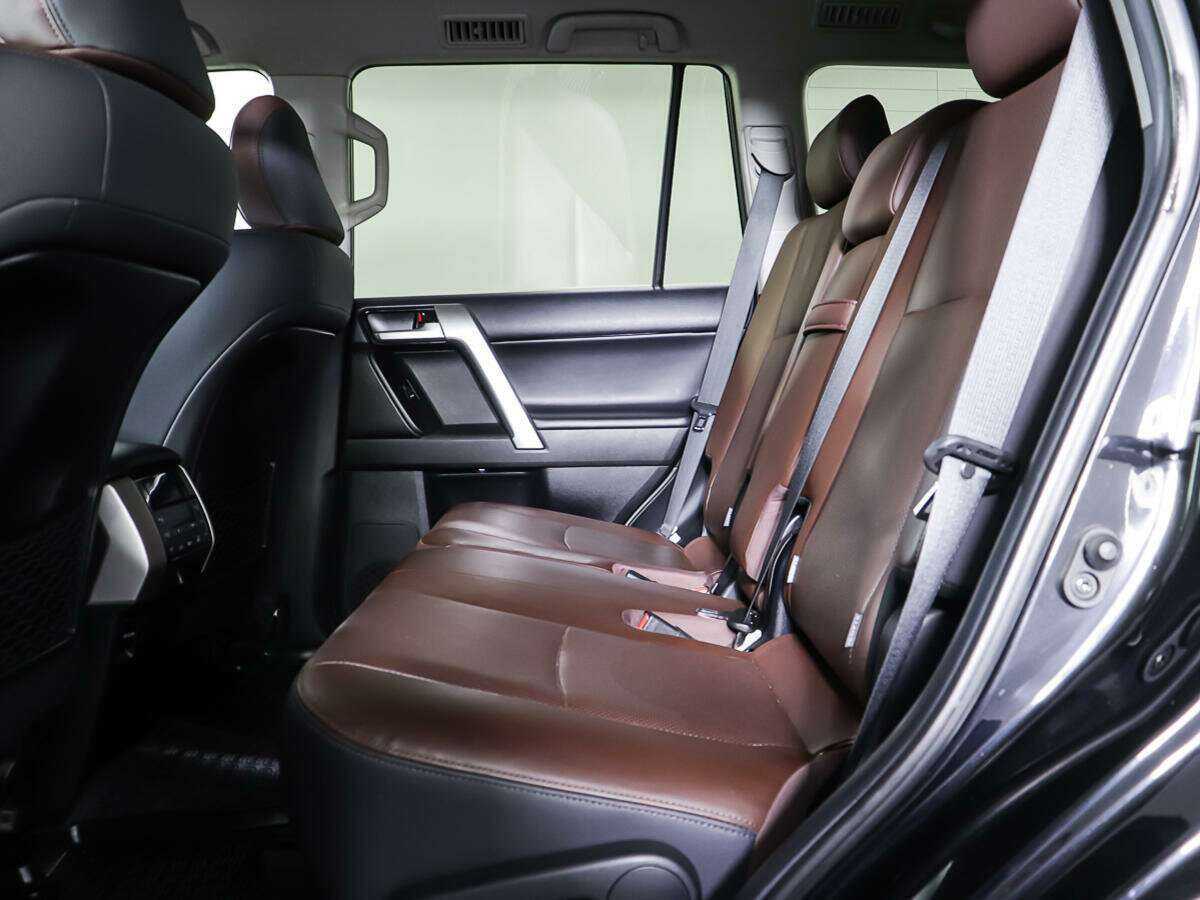 Купить Toyota Land Cruiser Prado, 2017, 119 148 км, фото №10