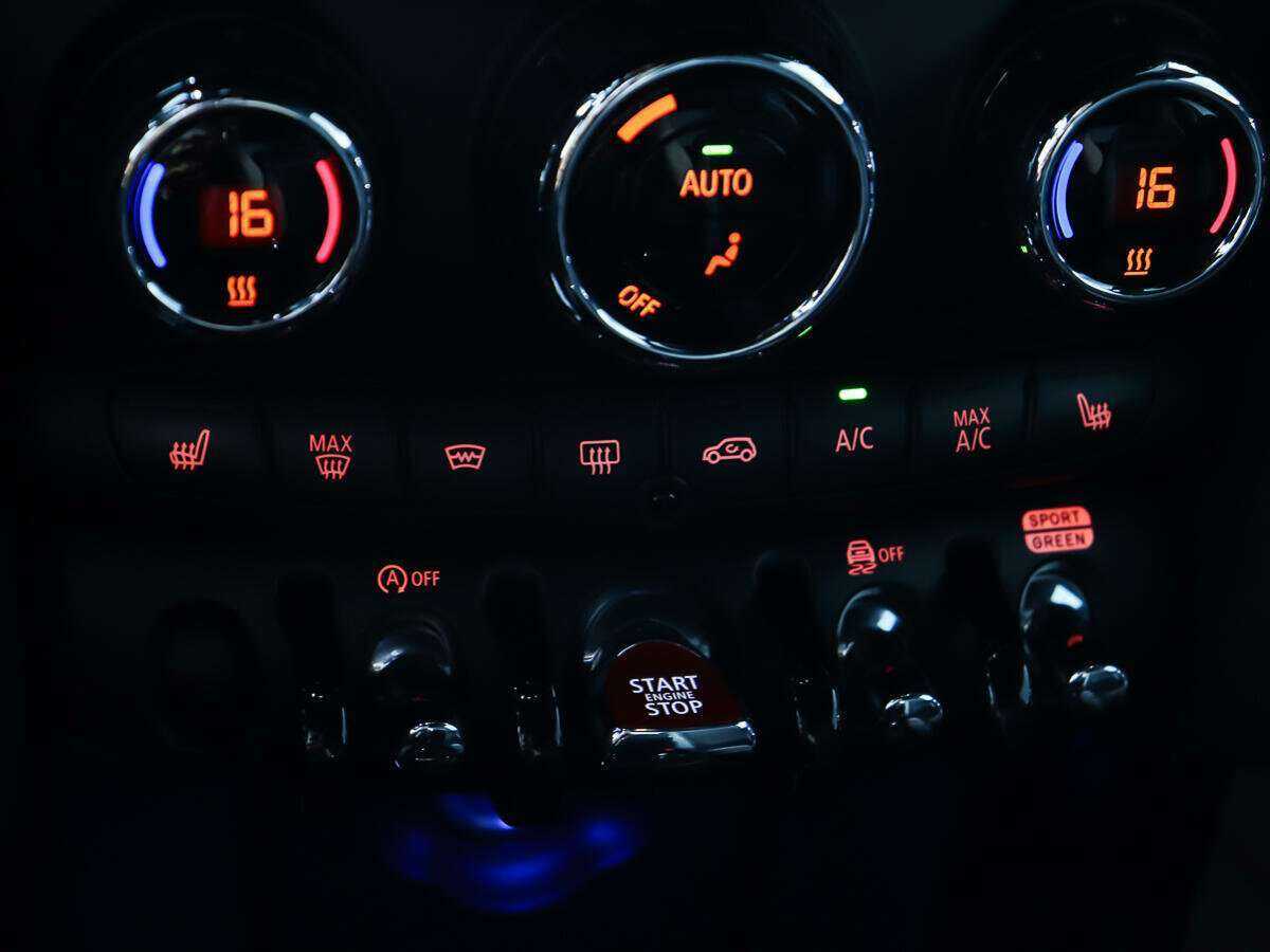 Купить Mini Hatch John Cooper Works, 2021, 86 270 км, фото №18