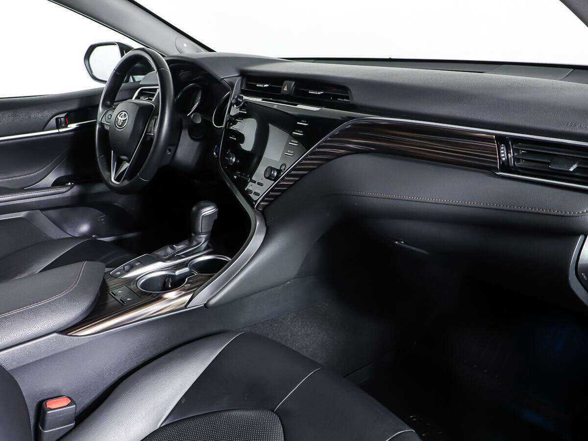 Купить Toyota Camry, 2019, 85 000 км, фото №9