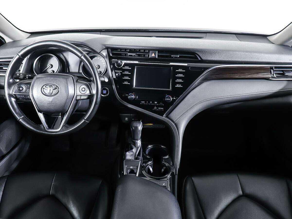 Купить Toyota Camry, 2018, 120 635 км, фото №11