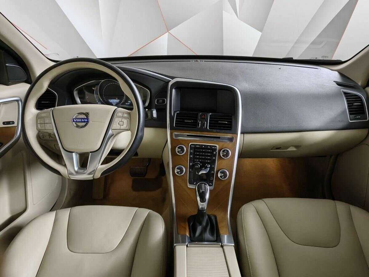 Купить Volvo XC60, 2015, 93 180 км, фото №11