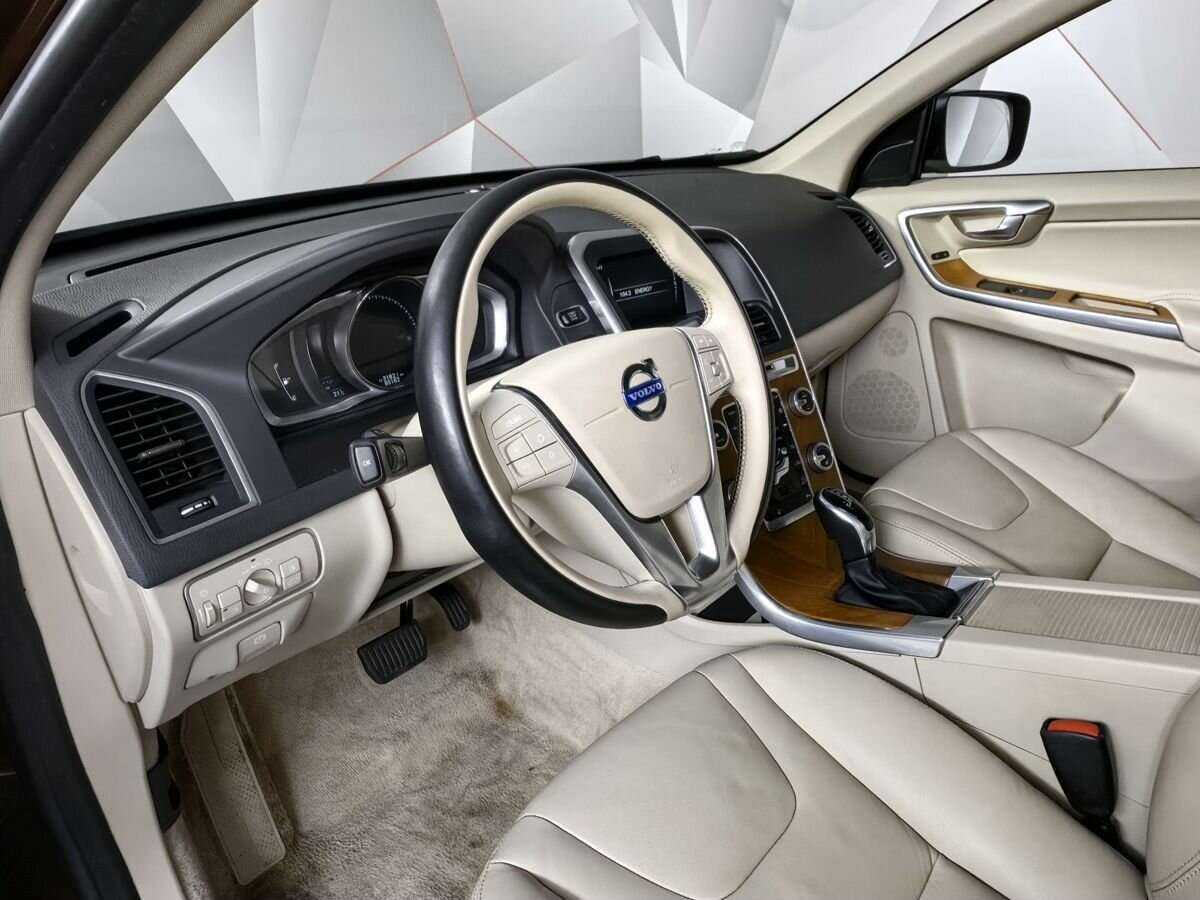 Купить Volvo XC60, 2015, 93 180 км, фото №15
