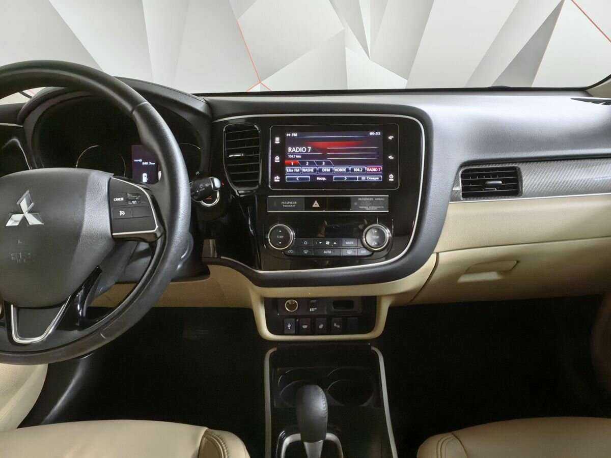 Купить Mitsubishi Outlander, 2019, 62 238 км, фото №11