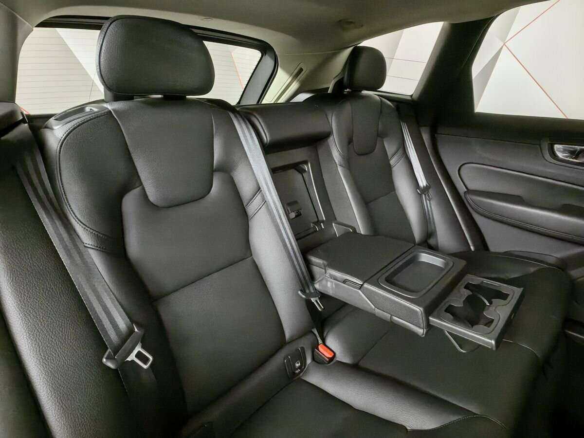 Купить Volvo XC60, 2019, 55 564 км, фото №13