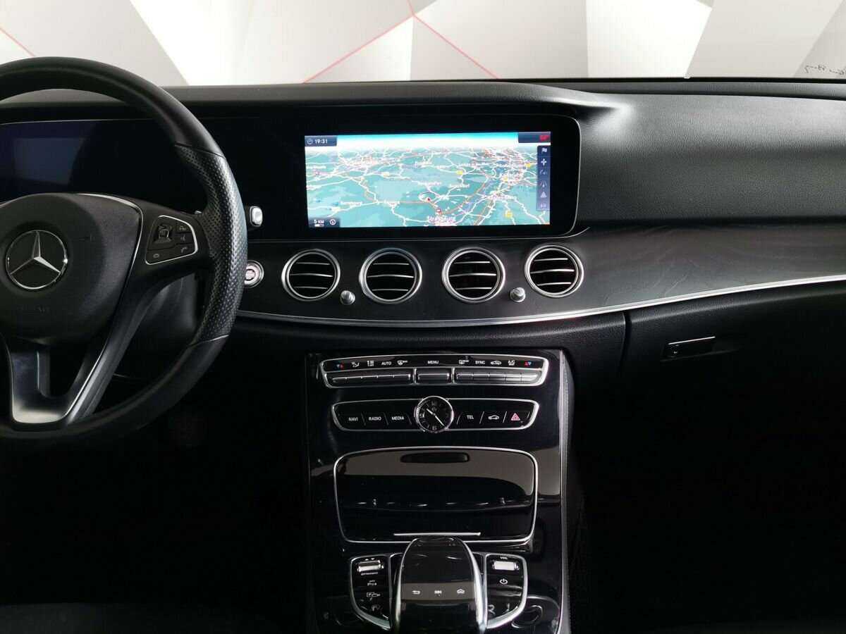Купить Mercedes-Benz E-Класс 300, 2017, 77 793 км, фото №11