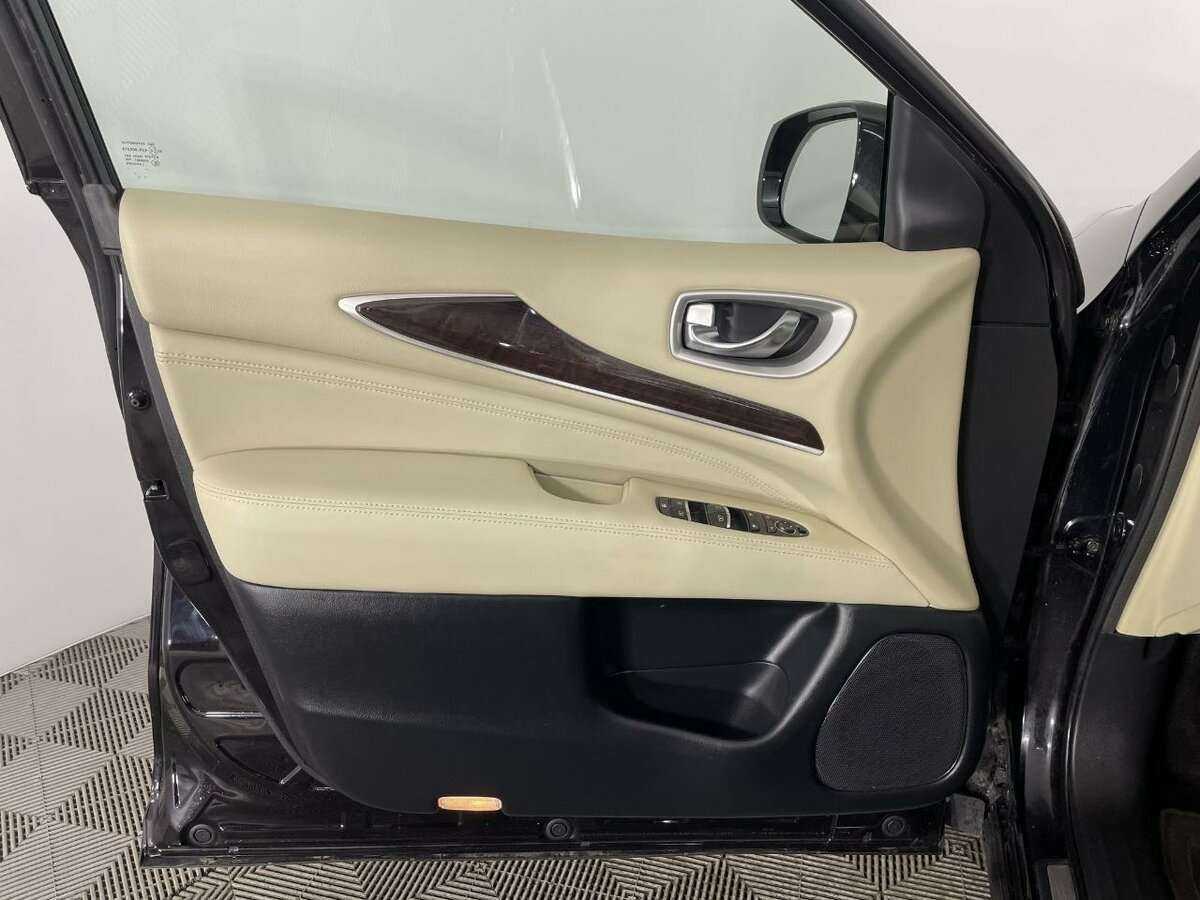 Купить Infiniti QX60, 2019, 44 648 км, фото №8