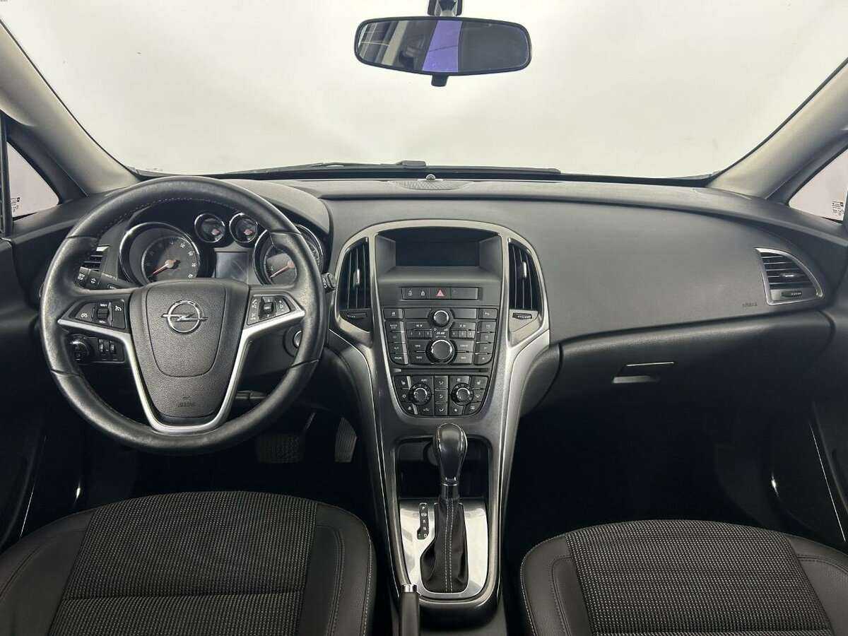 Купить Opel Astra, 2011, 258 397 км, фото №7