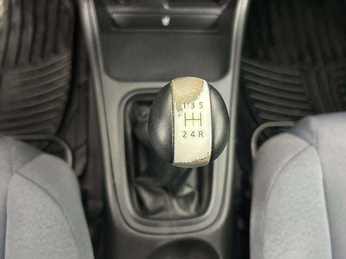 Купить Nissan Almera, 2005, 122 062 км, фото №13