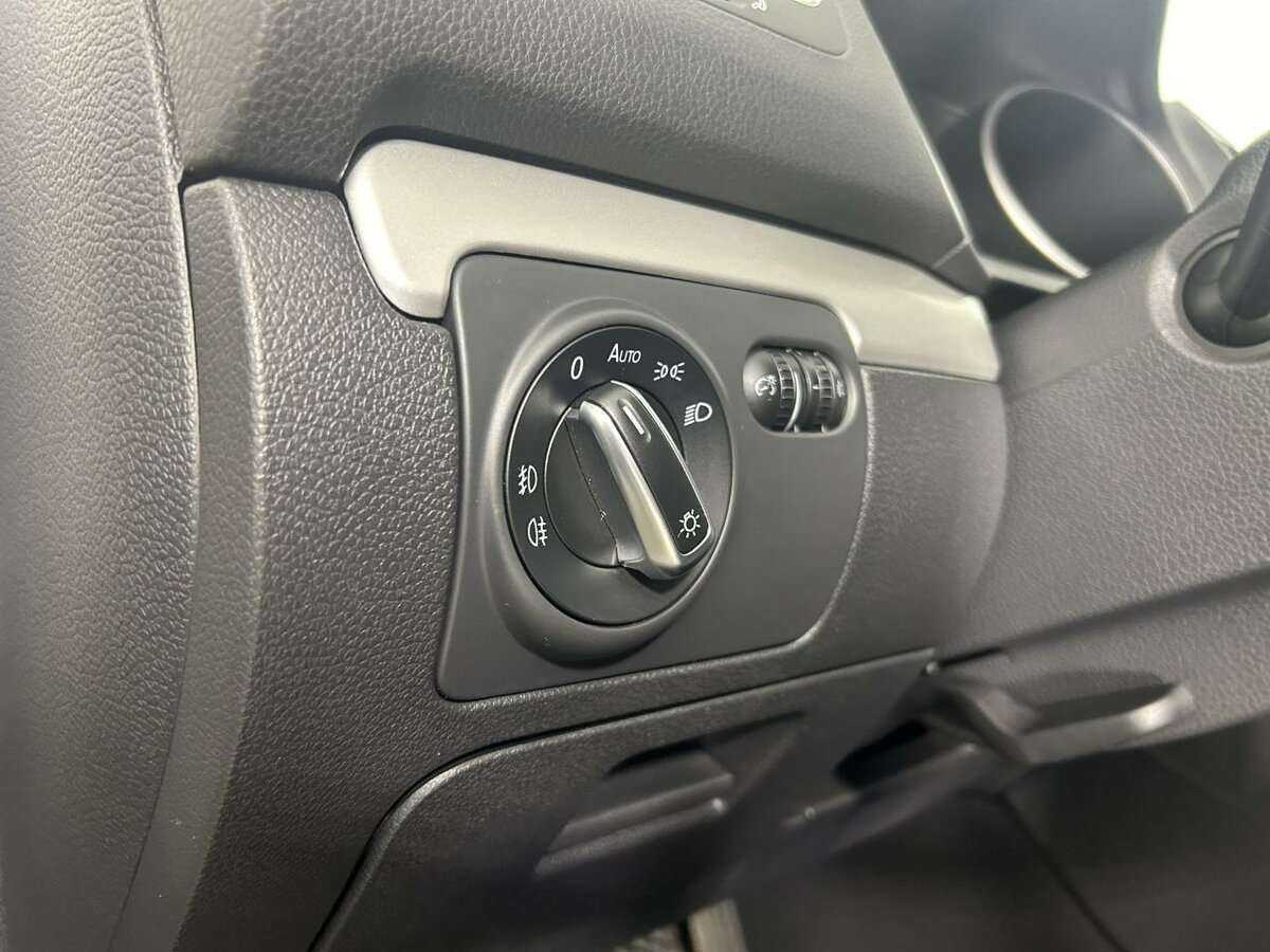 Купить Volkswagen Golf, 2010, 109 866 км, фото №8