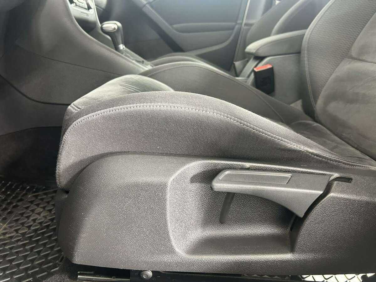 Купить Volkswagen Golf, 2010, 109 866 км, фото №9