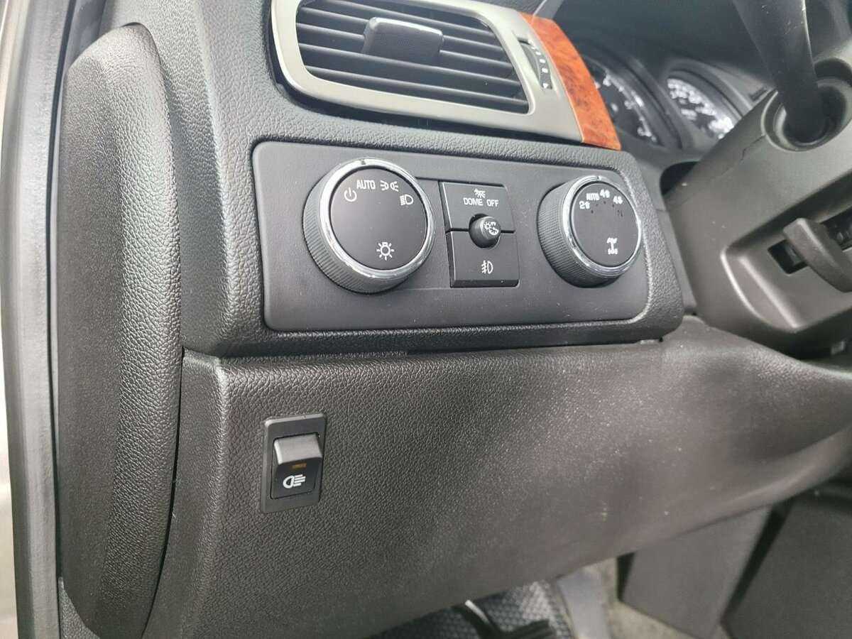 Купить Chevrolet Tahoe 6AT, 2013, 84 288 км, фото №8