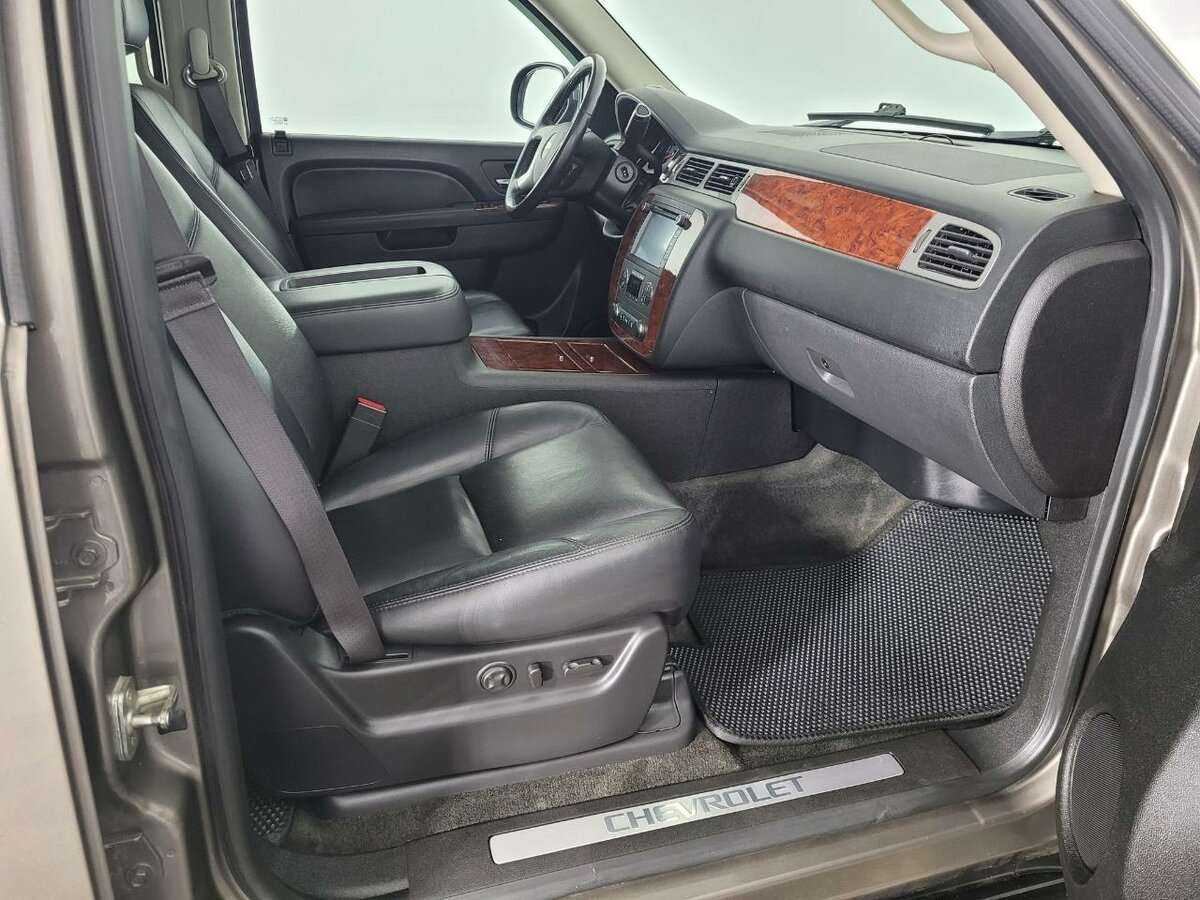 Купить Chevrolet Tahoe 6AT, 2013, 84 288 км, фото №13