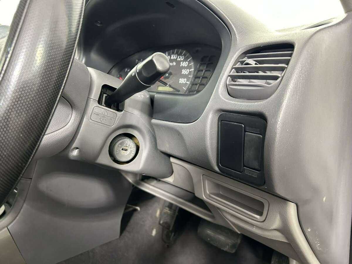 Купить Nissan Sunny, 2004, 344 211 км, фото №9