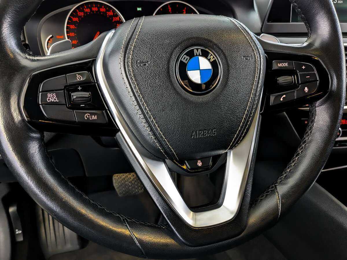 Купить BMW 5 серии 520d, 2018, 266 277 км, фото №21