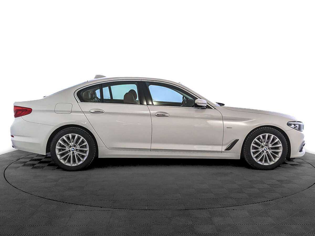 Купить BMW 5 серии 520d xDrive, 2017, 72 392 км, фото №4