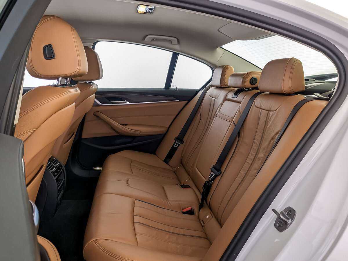 Купить BMW 5 серии 520d xDrive, 2017, 72 392 км, фото №12