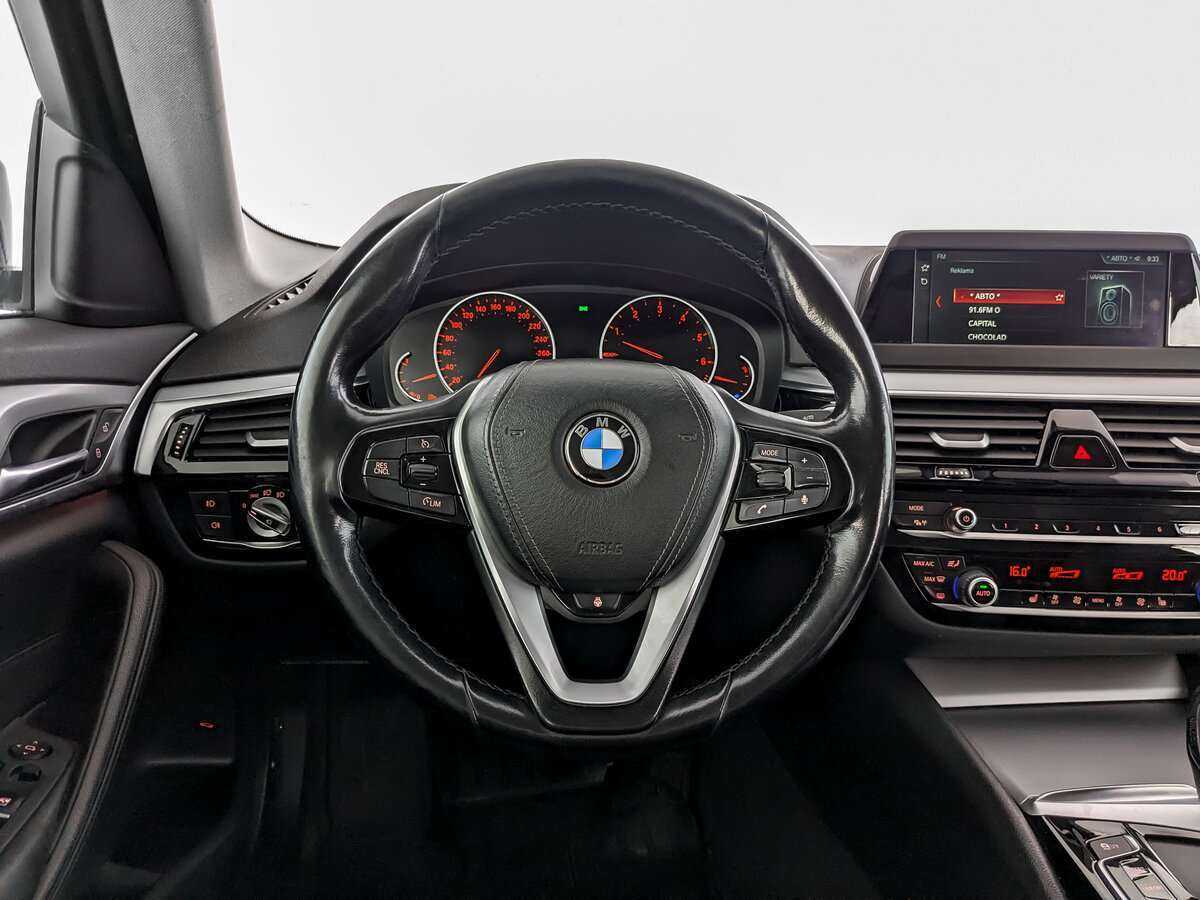 Купить BMW 5 серии 520i, 2018, 210 758 км, фото №17