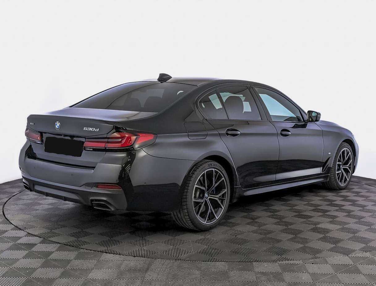 Купить BMW 5 серии 530d xDrive, 2021, 29 990 км, фото №5