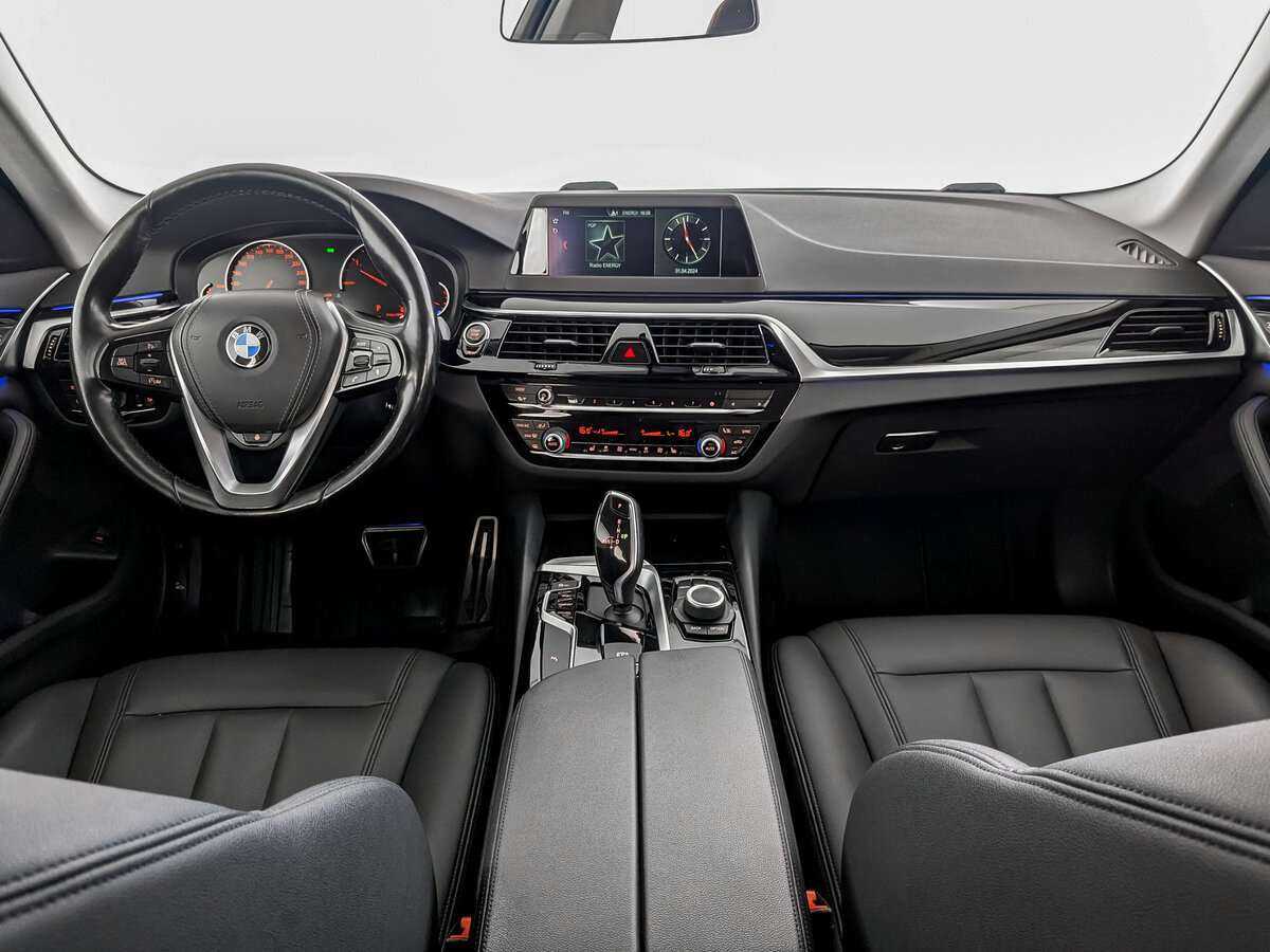 Купить BMW 5 серии 520d, 2019, 81 388 км, фото №14