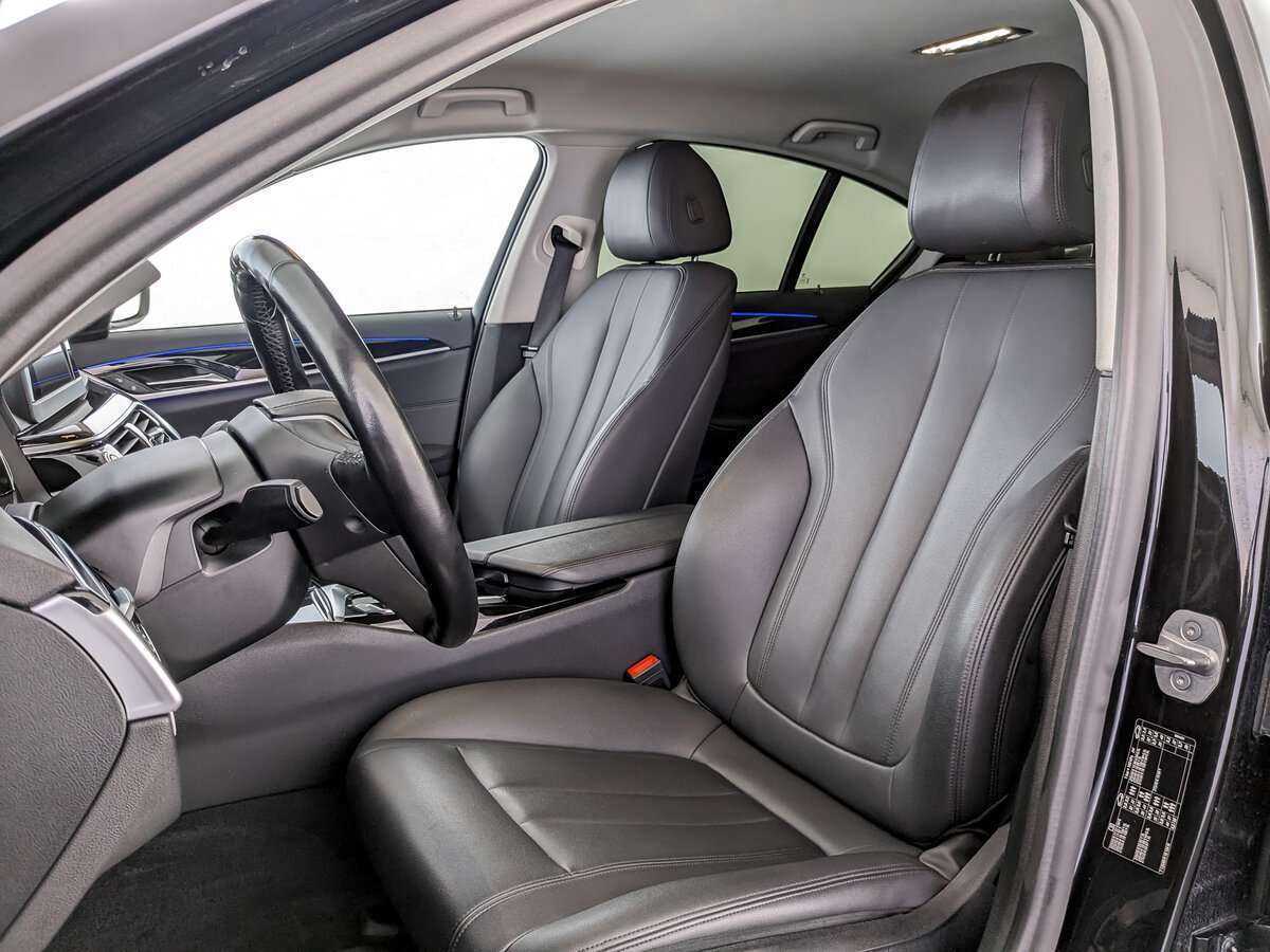 Купить BMW 5 серии 520d, 2019, 81 388 км, фото №18