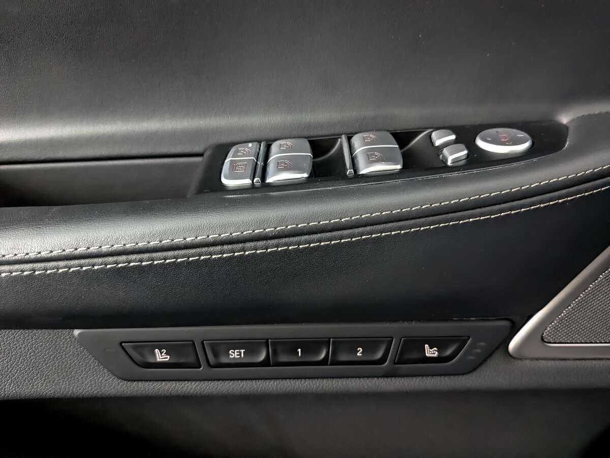 Купить BMW 7 серии Long 750Li xDrive, 2019, 48 116 км, фото №21