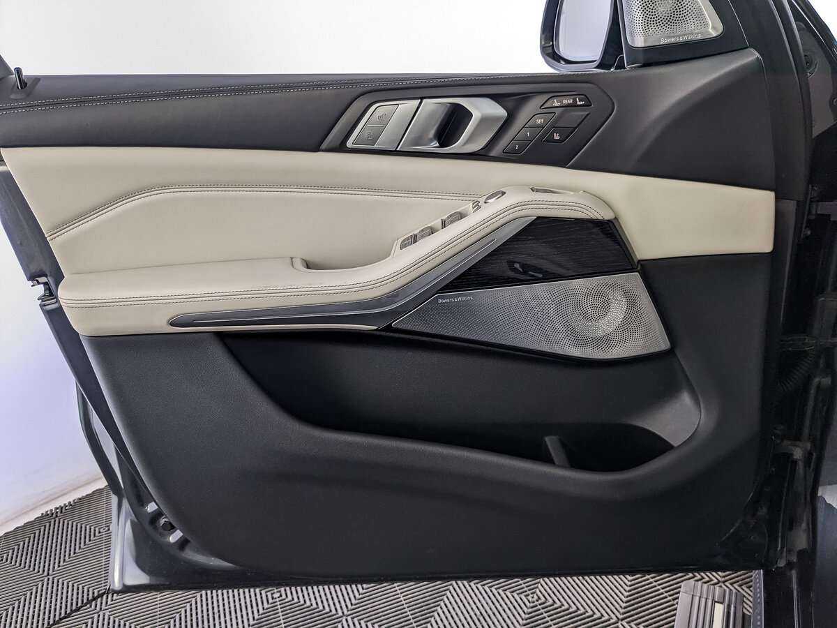 Купить BMW X7 M50d, 2019, 152 493 км, фото №13