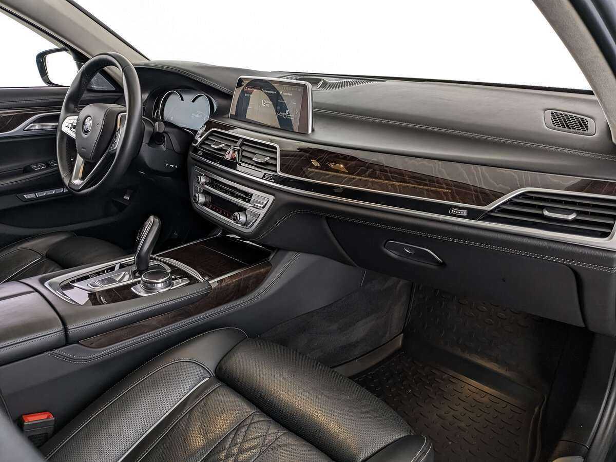 Купить BMW 7 серии Long 750Li xDrive, 2017, 78 101 км, фото №12